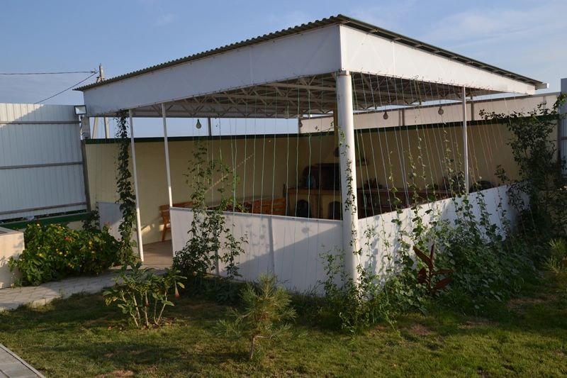 AURA гостевой дом в Кучугурах