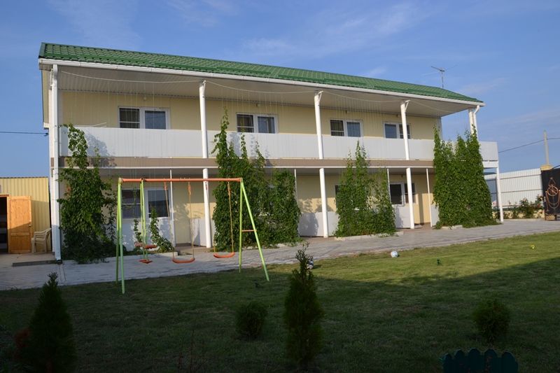 AURA гостевой дом в Кучугурах
