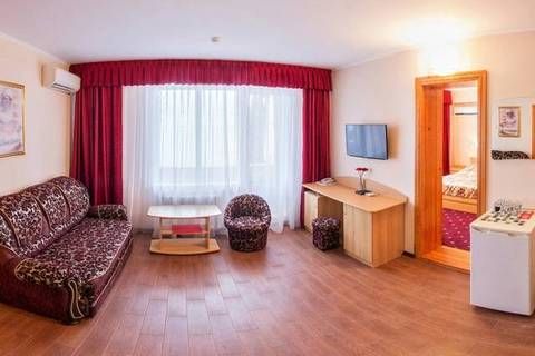 Тополь гостиница в Лазаревском Тополь гостиница в Лазаревском