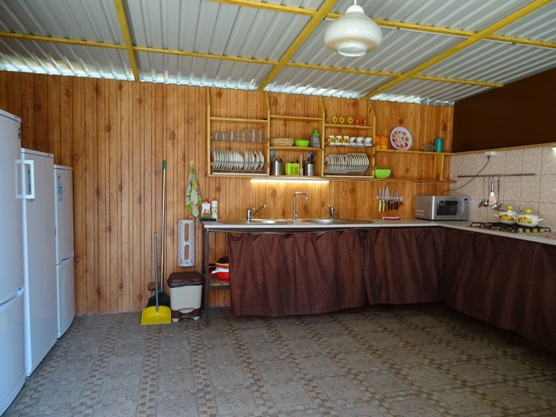 Янтарная сосна гостевой дом в Кучугурах 