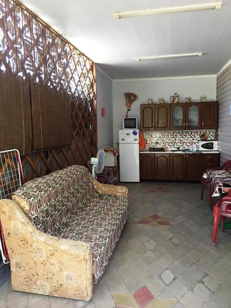На Гагарина 4 дома под ключ в частном секторе в Кучугурах На Гагарина 4 дома под ключ в частном секторе в Кучугурах